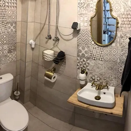 Pres-lak Apartment